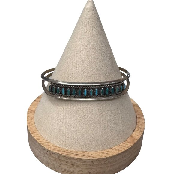 Signed Zuni Vintage Sterling Silver Needlepoint Turquoise Row Cuff Bracelet 925 - Picture 2 of 13